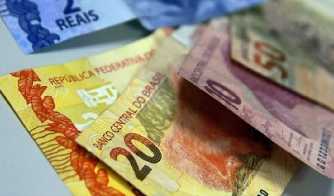 Brasil tem déficit de US$ 8,1 bilhões nas contas externas em julho