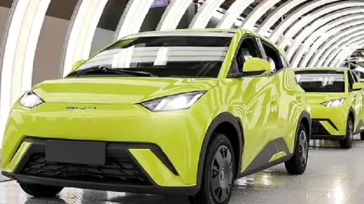 BYD "derrete preços" e Dolphin Mini fica ainda mais barato em agosto