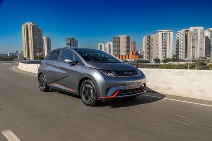BYD emplaca 23 mil carros em julho e quebra recorde no varejo