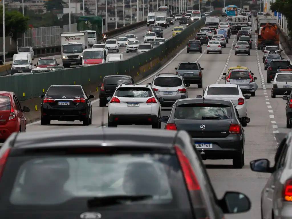 CNH vencida não cancela direito à indenização no seguro de carro, diz Justiça de SP