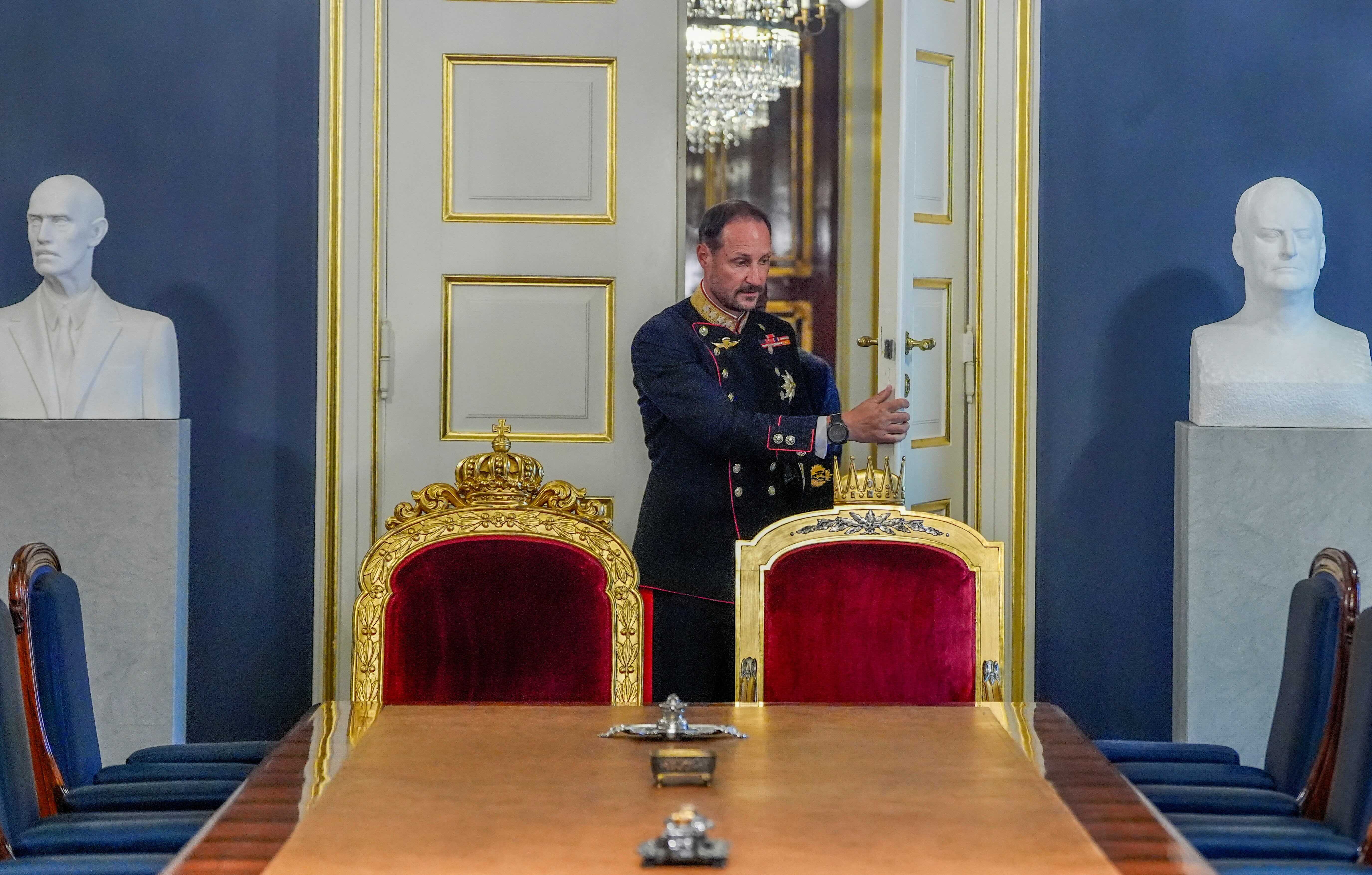 Conheça a nova família real da Noruega após a ascensão de Haakon VIII ao trono