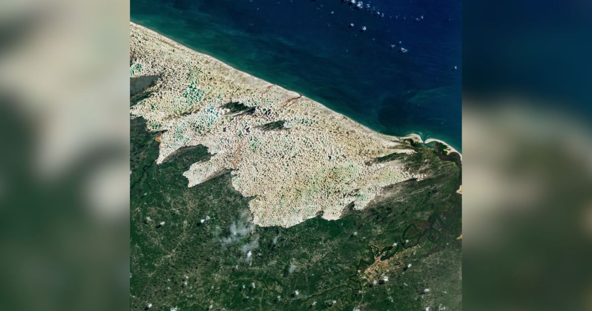 “Deserto feito de água”: Nasa divulga foto espacial dos Lençóis Maranhenses