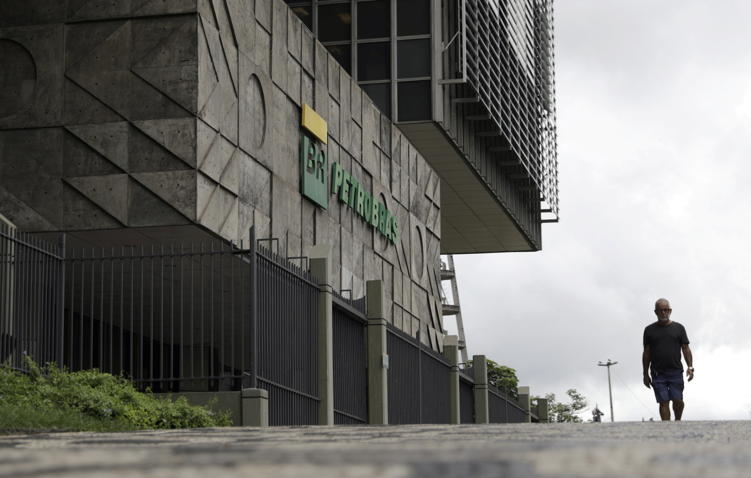 Dois temas serão centro de reunião do conselho da Petrobras, segundo BBI; veja quais