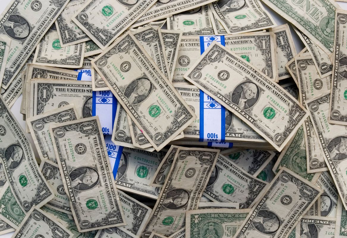 Dólar hoje sobe a R$ 5,11, com tensão entre EUA e Irã e dados de inflação no radar