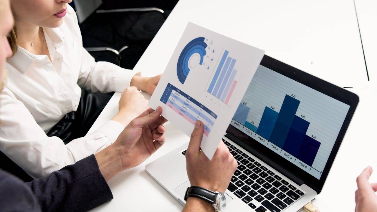 Empresas têm mais dados do que nunca. Por que ainda tomam decisões ruins?