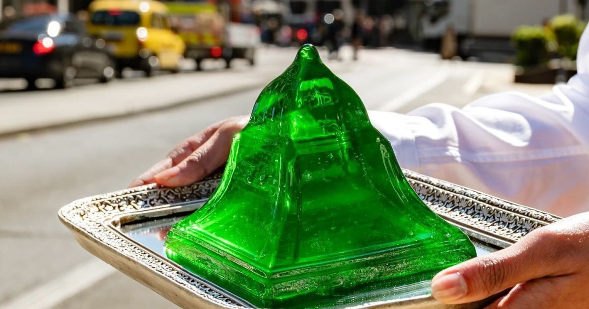 Gelatina não é apenas uma sobremesa: Londres cria experiências monumentais e sensoriais com formas provocantes