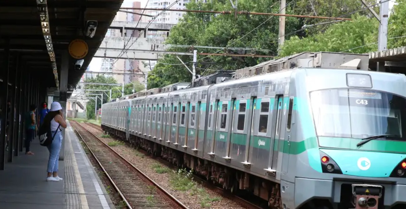 Greve CPTM: funcionários decidem manter paralisação das linhas 11, 12 e 13 em SP