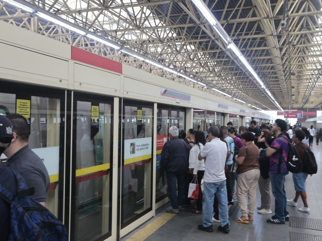 Greve da CPTM entra no 2º dia em São Paulo; veja como estão as linhas afetadas
