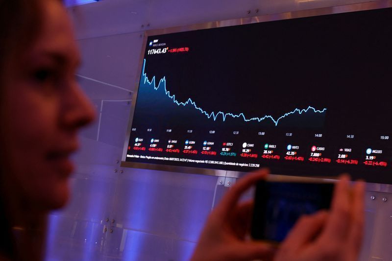 Ibovespa sobe na abertura com expectativa de desfecho no Oriente Médio