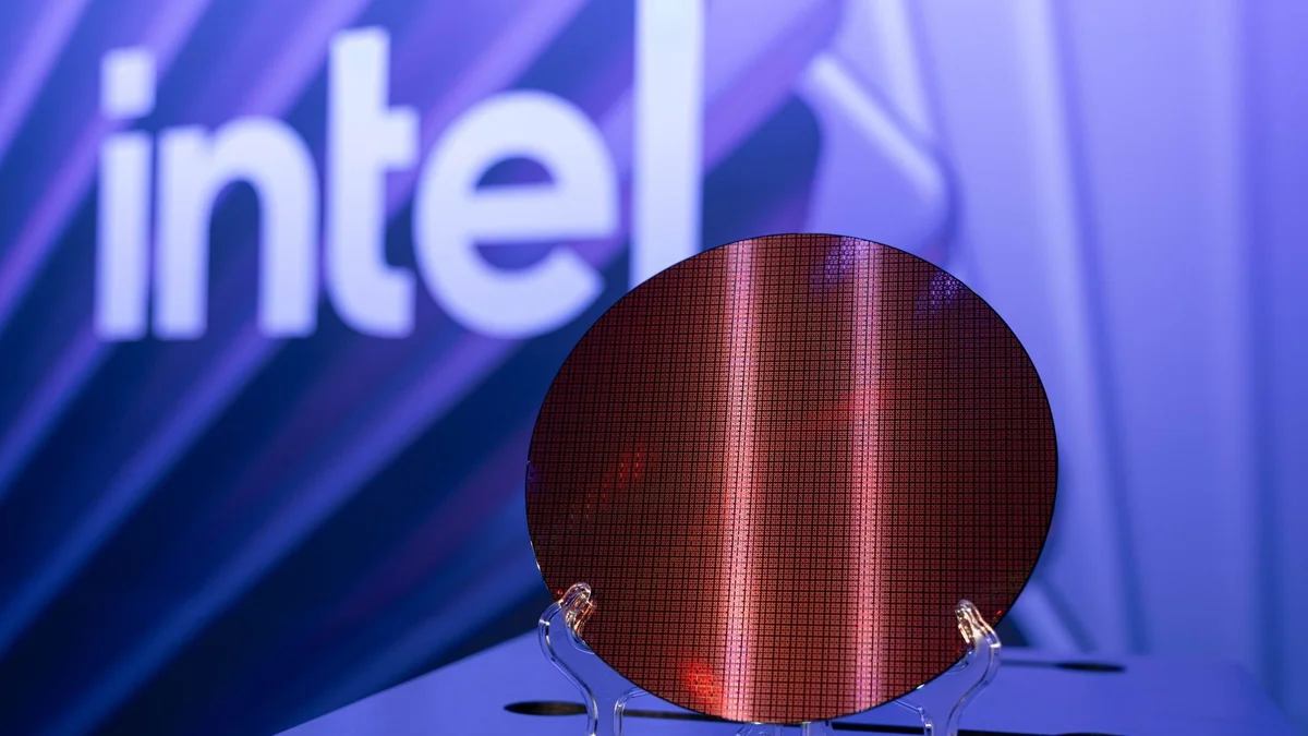 Intel prepara solução contra 3D V-Cache da AMD em CPUs Razor Lake para notebooks