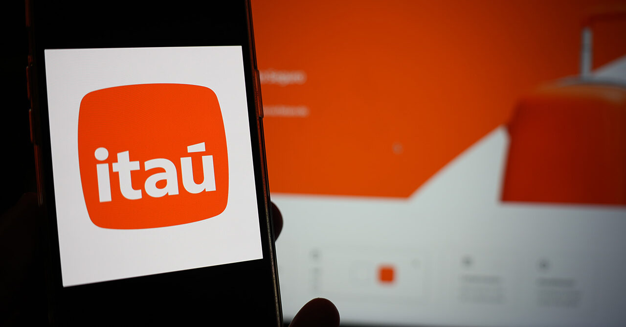 Itaú repete feito e segue como a marca mais valiosa do Brasil