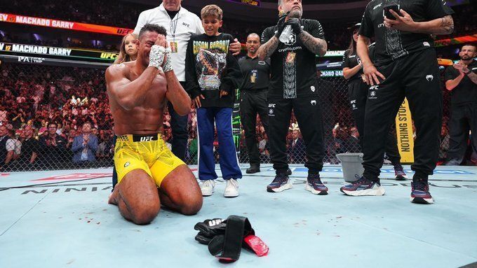 Lutador brasileiro Edson Barboza é nocauteado no UFC e se aposenta