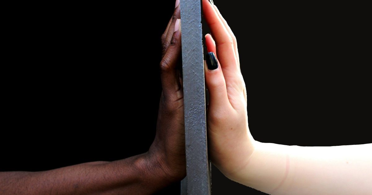 Mulheres negras são as mais afetadas com desemprego no Brasil, diz estudo