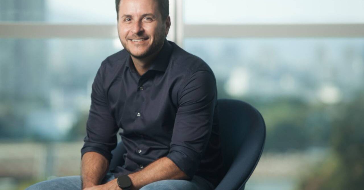 Neon apresenta seu novo chief marketing officer