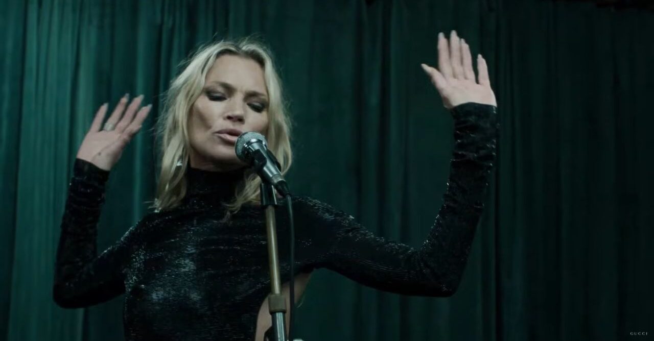 Para Gucci, Kate Moss faz lip-sync de Wicked Game