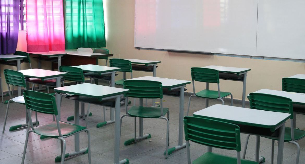Pé-de-meia começa a pagar parcelas de agosto esta segunda-feira (24)