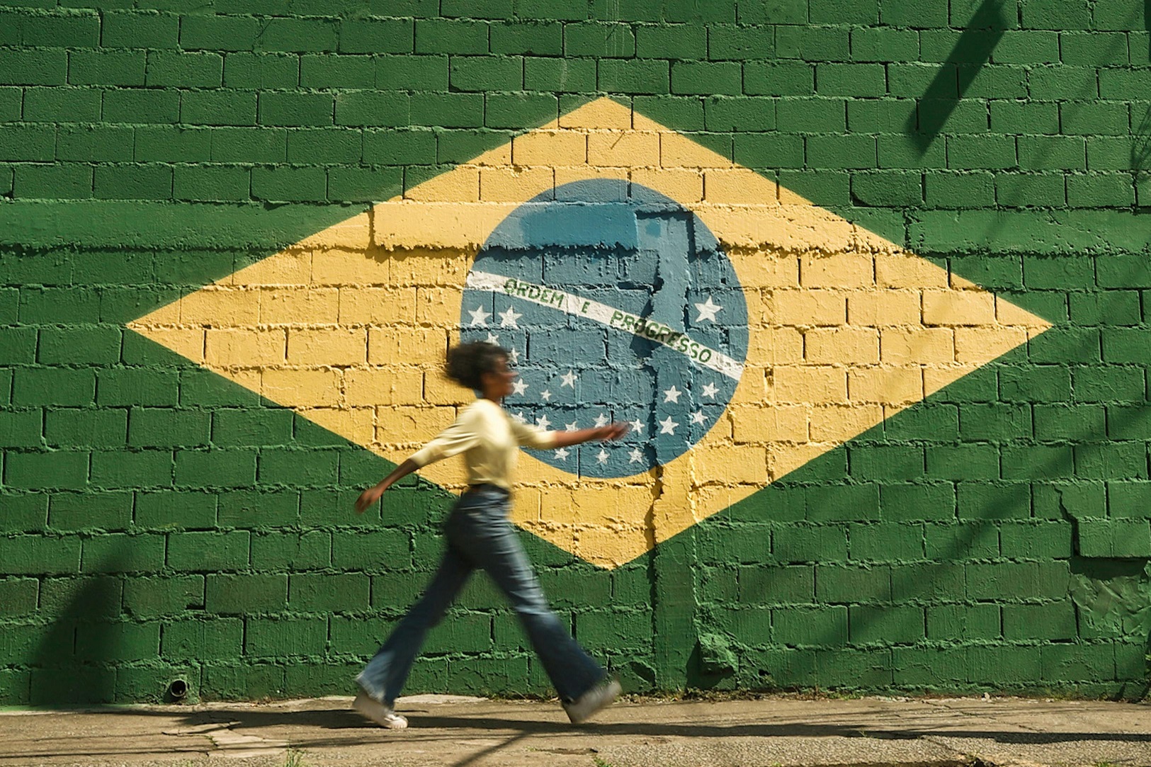 Prévia do PIB, IBC-Br cai 0,6% em junho, um pouco pior do que o esperado
