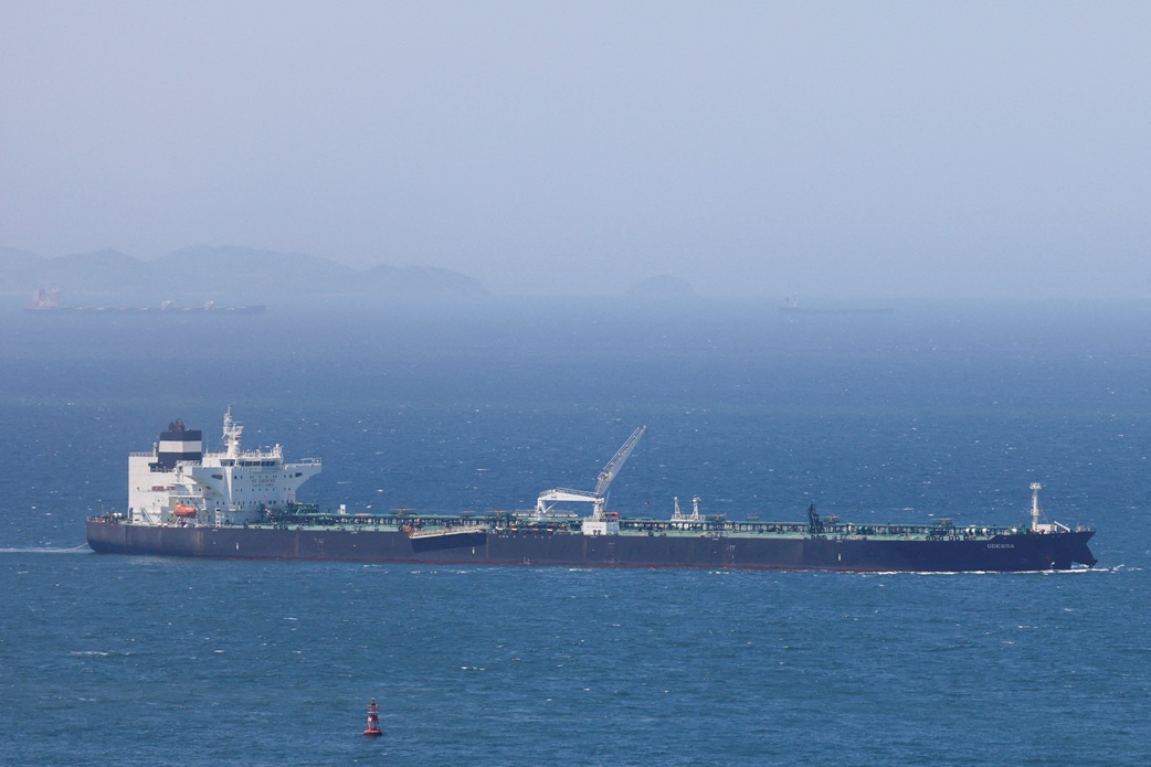 Rússia atinge duas embarcações perto de Odessa, na Ucrânia, diz agência