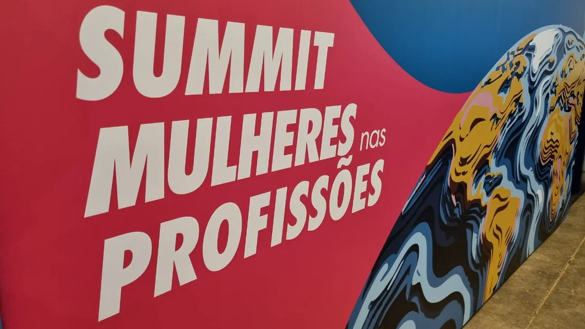 Summit Mulheres nas Profissões debate carreira e liderança feminina em SP