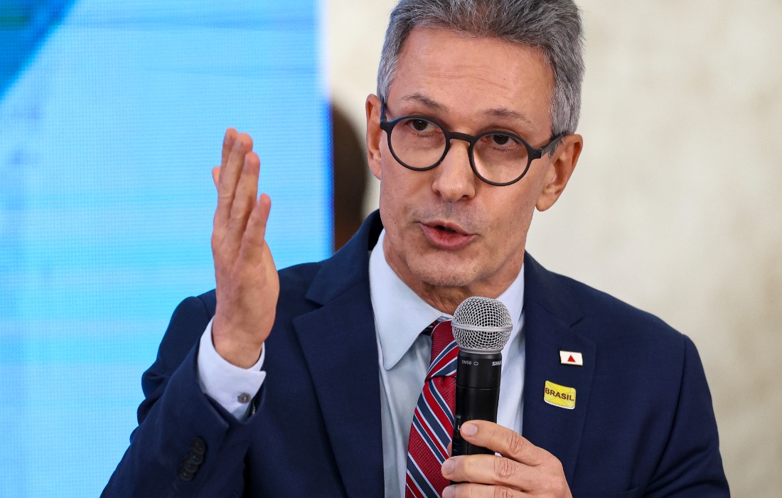 Zema diz que pretende fatiar Petrobras e BB para viabilizar privatização